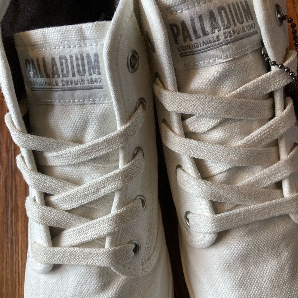 Palladium Pampa HI Women’s White boot - Picture 9 of 10